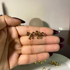 Pookie Bow Studs