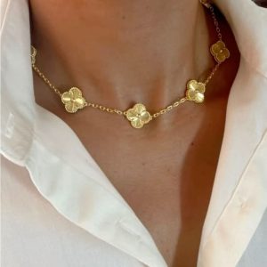 Van Cleef Chain Pendent