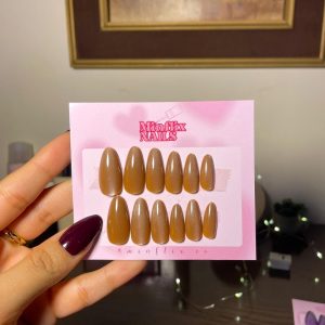 Nude Cat Eye Nail Set