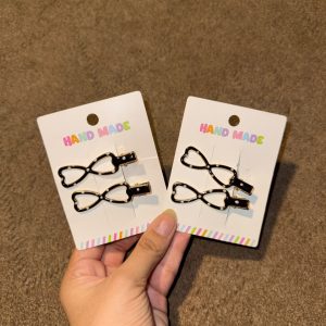 Hello Kitty Pins Card
